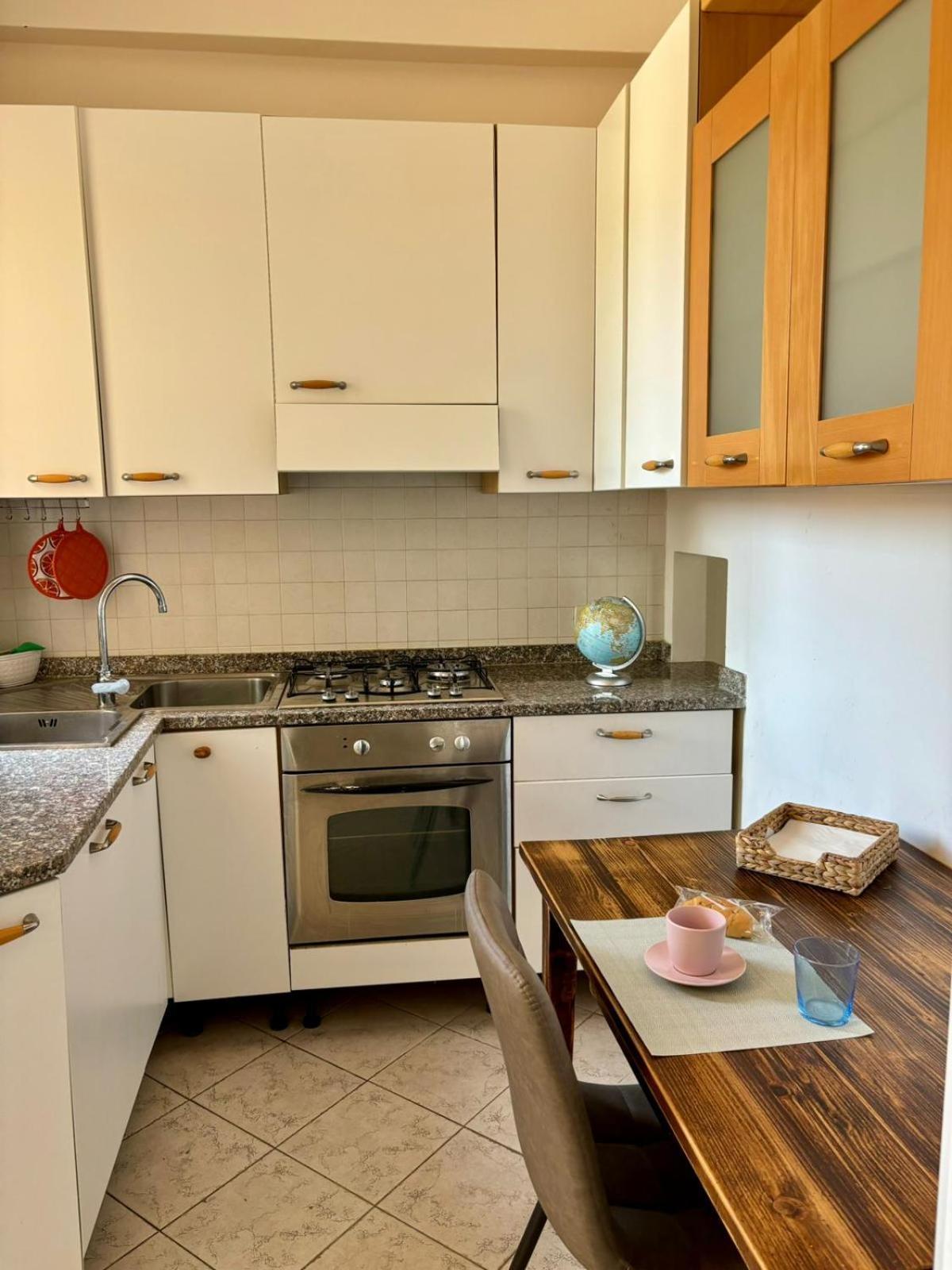 Sole E Mare - Viareggio Apartment Екстериор снимка